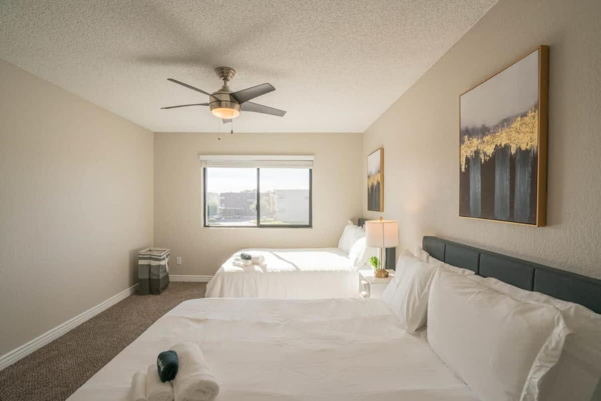 Modern 2Bd - Parking, Gym, Pool - Sleeps 8 - 5 Min Casino Apartamento Scottsdale Exterior foto
