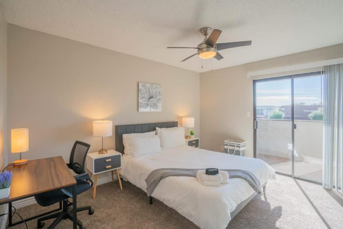 Modern 2Bd - Parking, Gym, Pool - Sleeps 8 - 5 Min Casino Apartamento Scottsdale Exterior foto